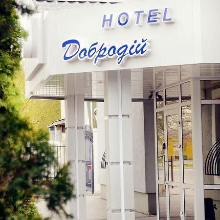 Hotel Dobrodiy Vinnytsia Exterior foto