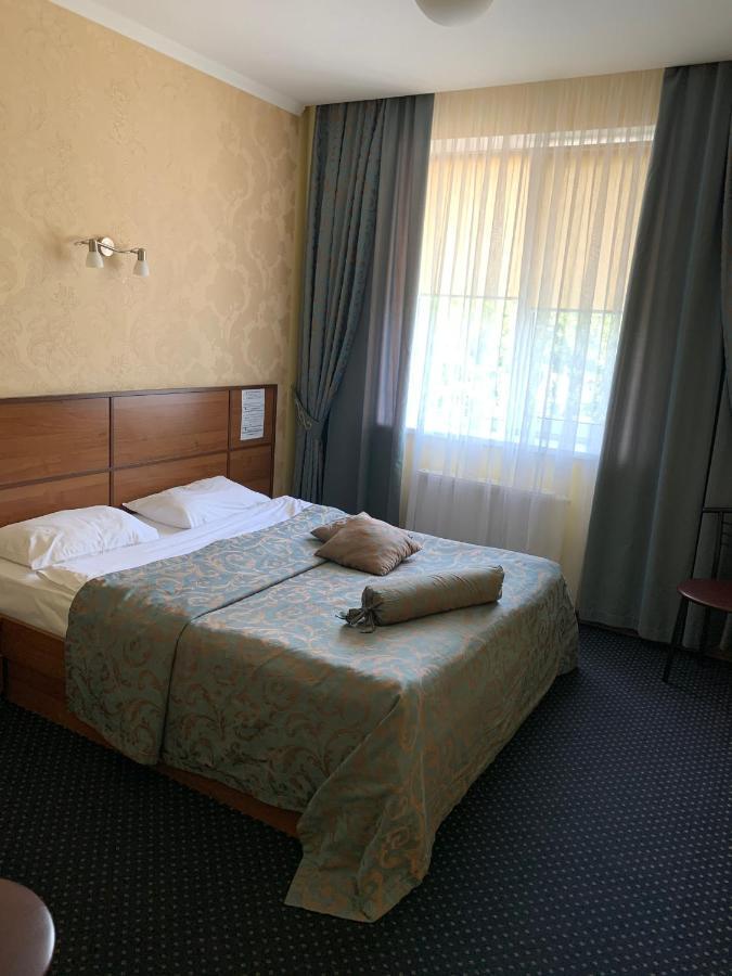 Hotel Dobrodiy Vinnytsia Exterior foto