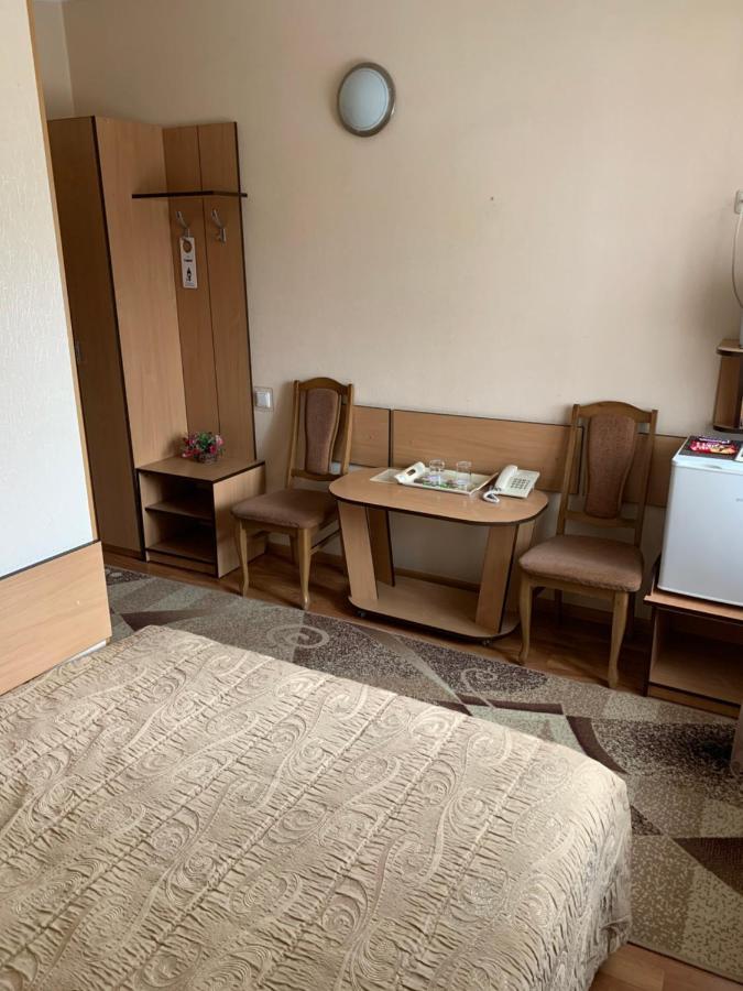 Hotel Dobrodiy Vinnytsia Exterior foto