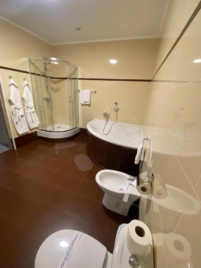 Hotel Dobrodiy Vinnytsia Exterior foto