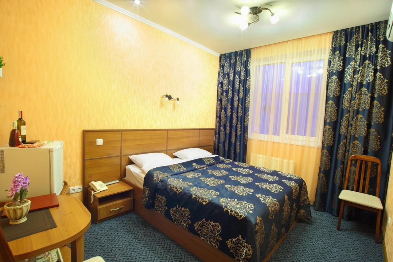 Hotel Dobrodiy Vinnytsia Exterior foto