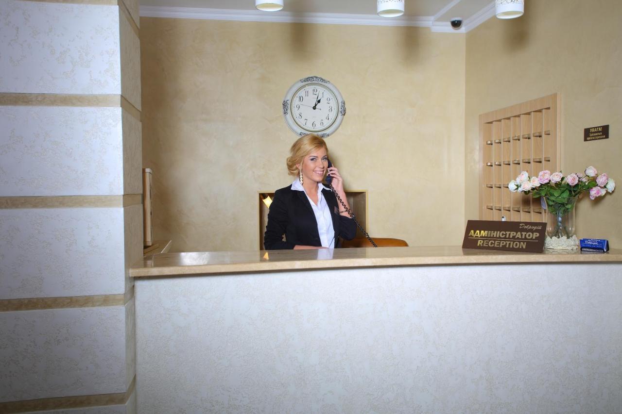 Hotel Dobrodiy Vinnytsia Exterior foto